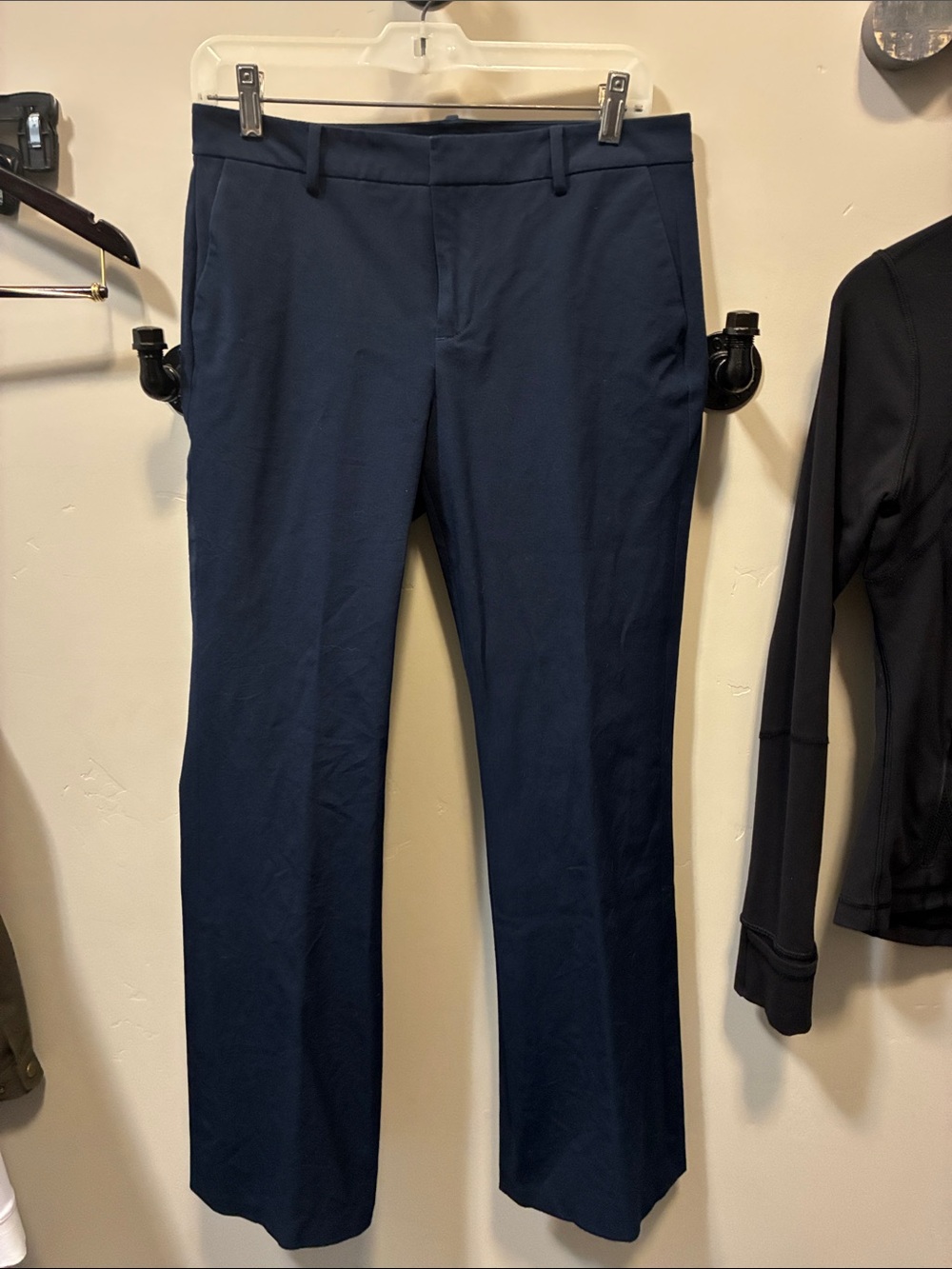 Tommy Hilfiger Women's Navy Straight-Leg Dress Pants Size 4